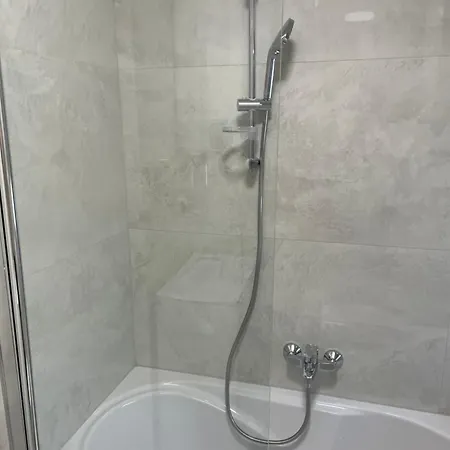 B Apartment Split